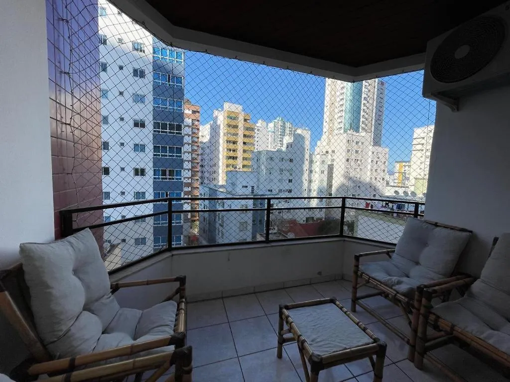 Aconchegante Apartamento No Centro Em Balneario Camboriu Sc Brazil