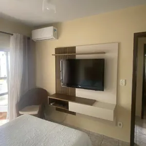  Apartamento Apartamento Av. Brasil A 50m Do Mar